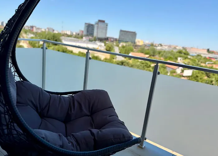 Lägenhet One Vivalia Iulius Town Timişoara