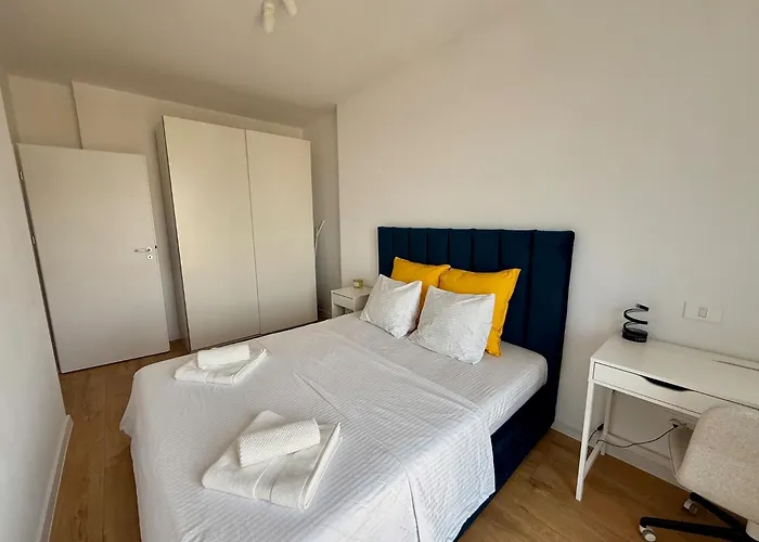 One Vivalia Iulius Town Apartamento